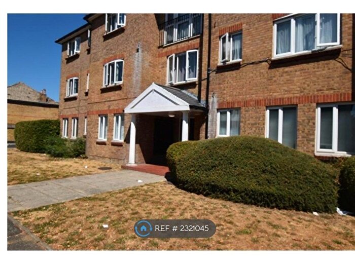 1 Bedroom Flat To Rent In Dagmar Rd, London, SE25
