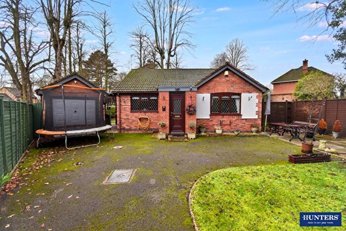 2 Bedroom Detached Bungalow For Sale In Saffron Road, Wigston, LE18