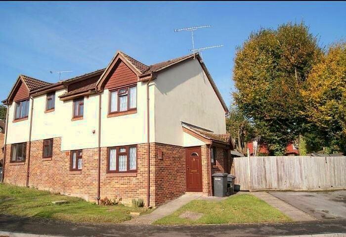 1 Bedroom Terraced House To Rent In Coxbridge Meadow, GU9