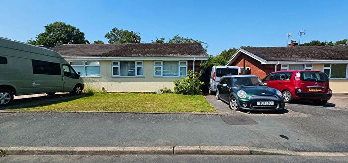 2 Bedroom Semi Detached Bungalow For Sale In Holly Bush Lane, Amblecote, Stourbridge, West Midlands, DY8