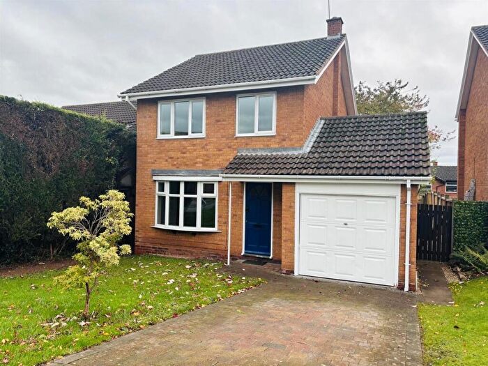 3 Bedroom House To Rent In Hillside Drive, Little Haywood, ST18