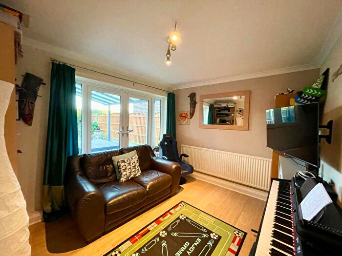 5 Bedroom Detached House For Sale In Cantley Manor Avenue, Doncaster, DN4