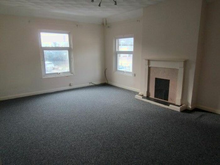 2 Bedroom Flat To Rent In Garland Road, Parkeston, Harwich, CO12