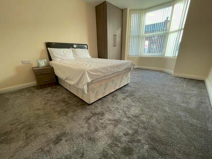 1 Bedroom Property To Rent In Chester Road North, Kidderminster, DY10