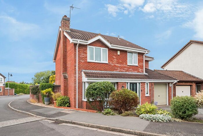 4 Bedroom Detached House For Sale In Pope Close, Taunton, TA1