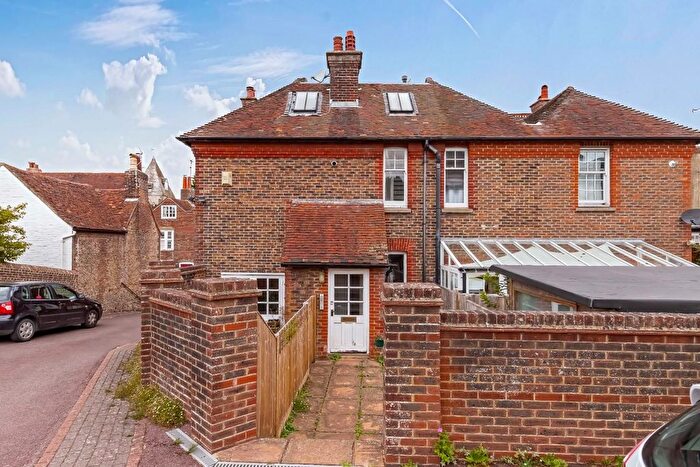 2 Bedroom Flat For Sale In High Street, Ditchling, Hassocks, BN6