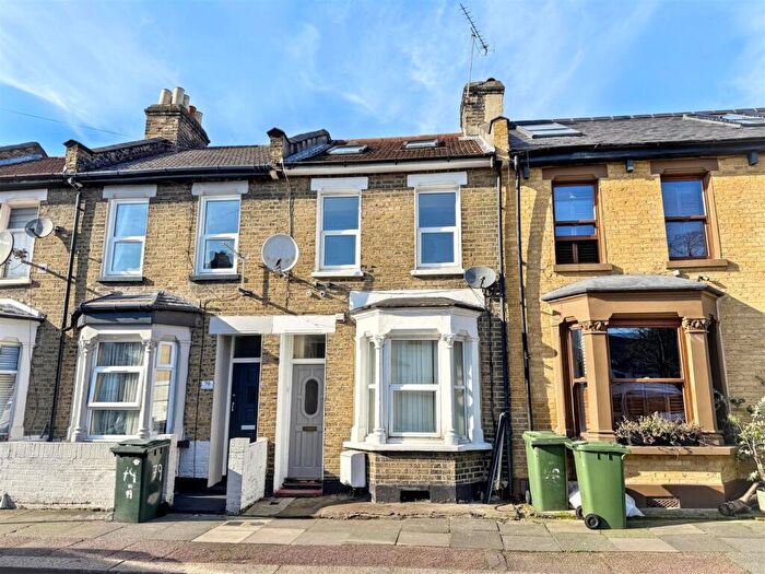 3 Bedroom Terraced House For Sale In Faringford Road, London, E15