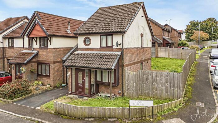 2 Bedroom Semi-Detached House For Sale In Clos Burlais, Cwmdu, Swansea, SA5