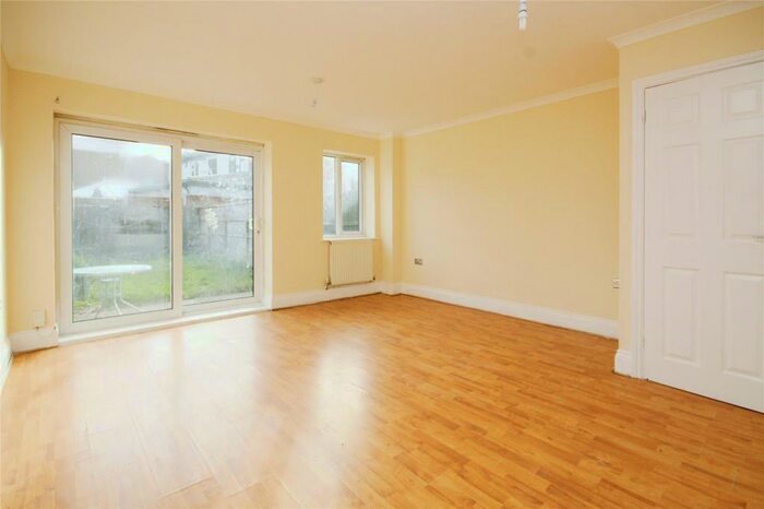 4 Bedroom Terraced House To Rent In Church Hill, Loughton, IG10