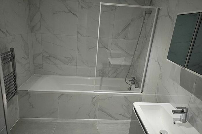 3 Bedroom Flat To Rent In The Village, Charlton, SE7