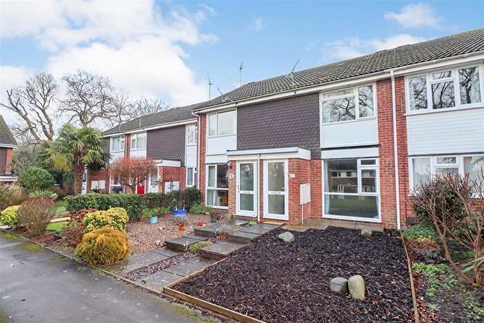 2 Bedroom Terraced House For Sale In Sycamore Avenue, Horsham, RH12