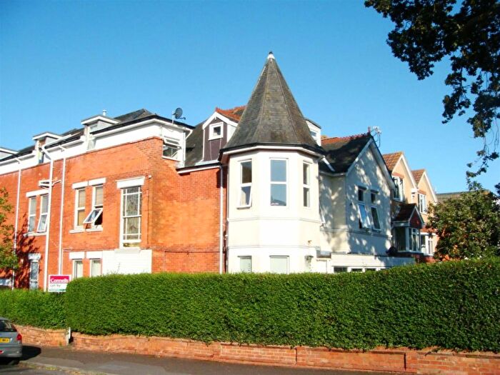 2 Bedroom Flat To Rent In Arnewood Road, Southbourne, Bournemouth, BH6