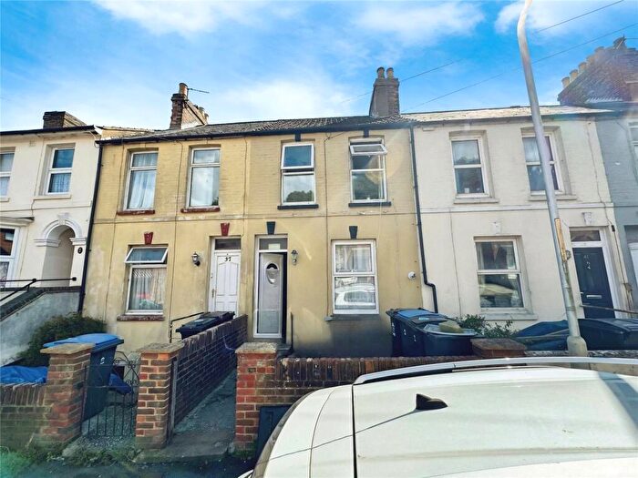 4 Bedroom Terraced House For Sale In Edred Road, Dover, Kent, CT17