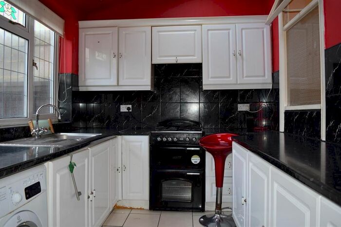 4 Bedroom Terraced House To Rent In Crofton Road, London, E13
