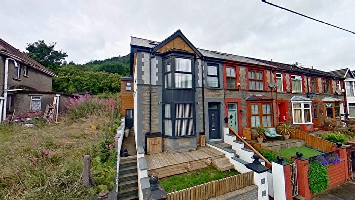6 Bedroom Terraced House For Sale In Blaenrhondda Road, Blaenrhondda, Treorchy, Mid Glamorgan, CF42