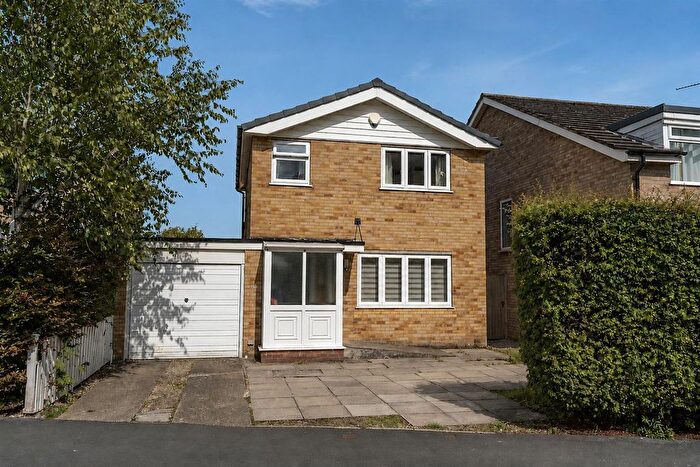 3 Bedroom Detached House For Sale In Ashbourne Way, Woodthorpe, York, YO24