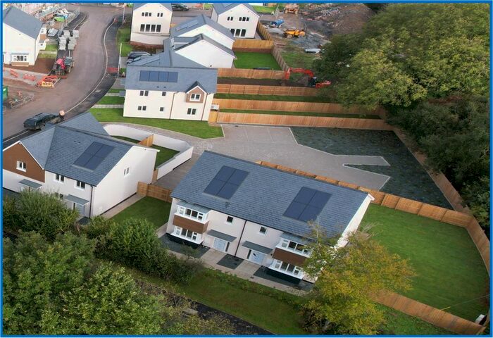 2 Bedroom Semi-Detached House For Sale In Lukes Farm, Sheepwash, EX21