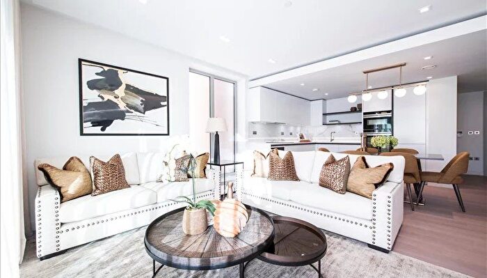 3 Bedroom Flat To Rent In Edgware Road, London, W2