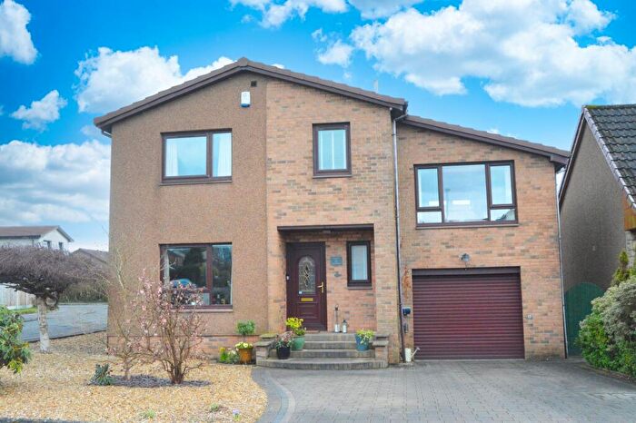 3 Bedroom Detached House For Sale In Hunter Place, Falkirk, FK2
