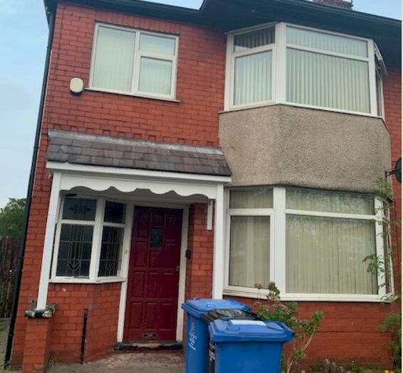 3 Bedroom Semi-Detached House To Rent In Great Stone Road, Manchester, M32