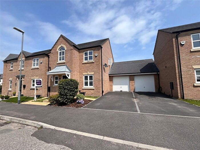 3 Bedroom Link Detached House For Sale In Lyme Road, Penwortham, Preston, Lancashire, PR1