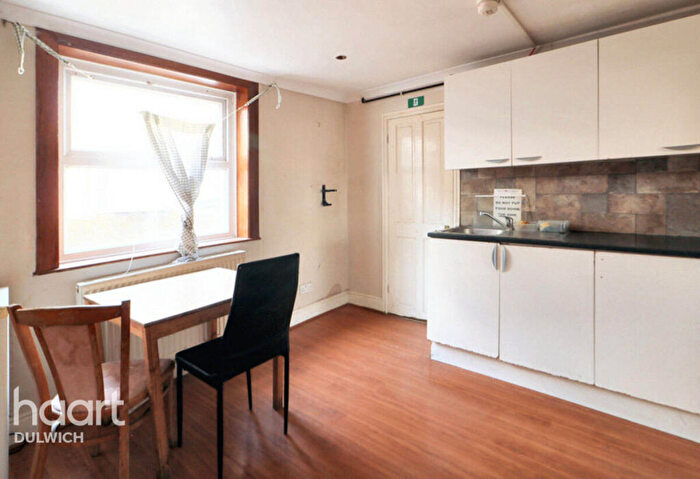 3 Bedroom Terraced House For Sale In Cator Street, London, SE15