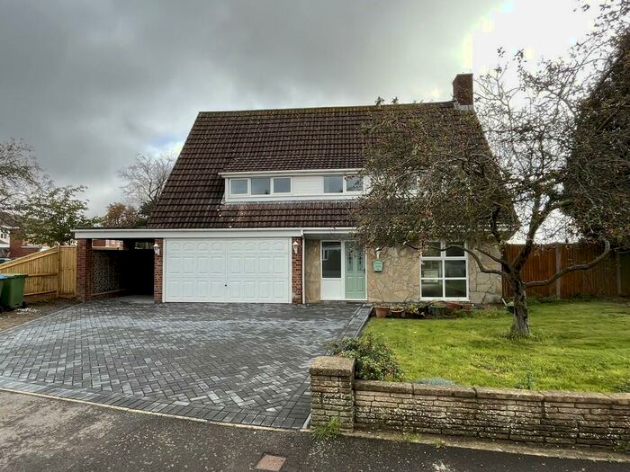 4 Bedroom Detached House To Rent In Fareham, Hampshire, PO14