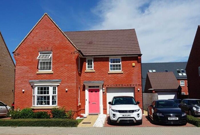 4 Bedroom Detached House To Rent In Lamport Crescent, Brooklands, MK10