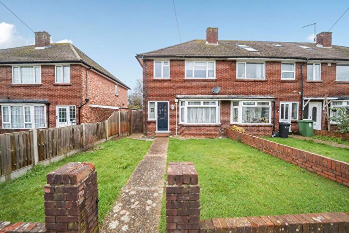 3 Bedroom House For Sale In Invergordon Avenue, Drayton, Portsmouth, PO6