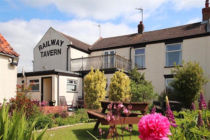 Pub Retail Property / Shop For Sale In Public House, Restaurant & Two Self-Catering Cottages, Aby, Lincolnshire, LN13