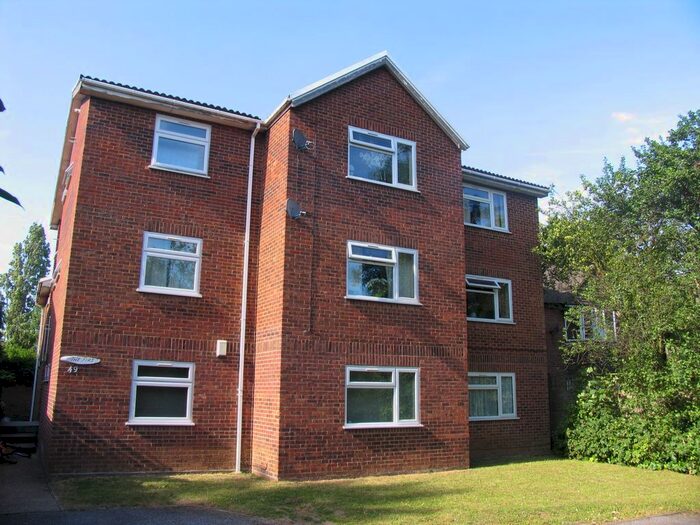 1 Bedroom Flat To Rent In The Firs, Station Road, Cowley, Greater London, UB8
