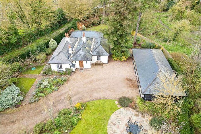 4 Bedroom Detached House For Sale In Church Lane, Doddington, Kent, ME9