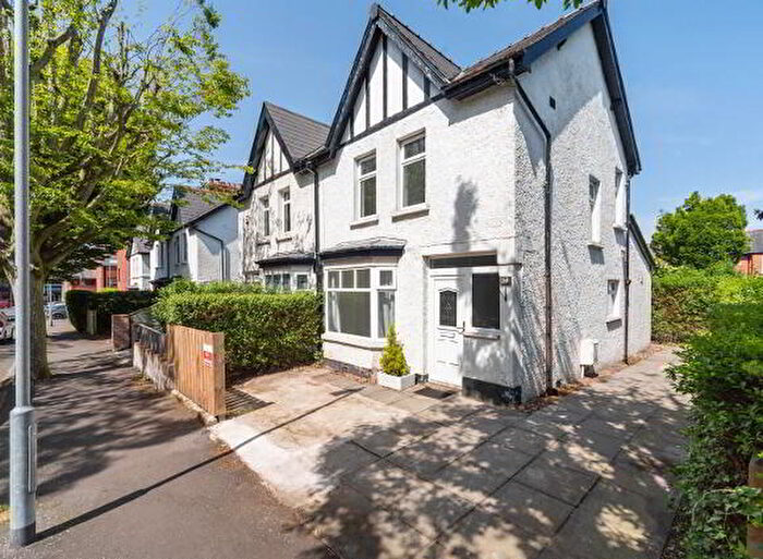 2 Bedroom Semi-Detached House For Sale In Lancefield Road, Belfast, BT9