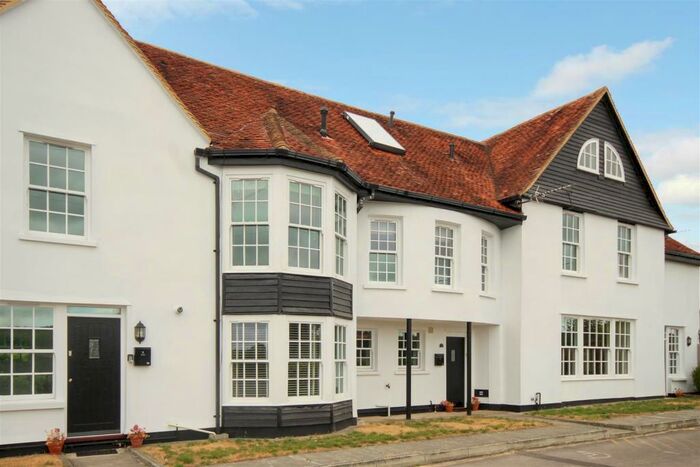 4 Bedroom Terraced House For Sale In London Road, Winterslow, Salisbury, SP5