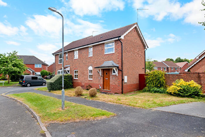 3 Bedroom Semi Detached House For Sale In Scaife Road, Bromsgrove, B60