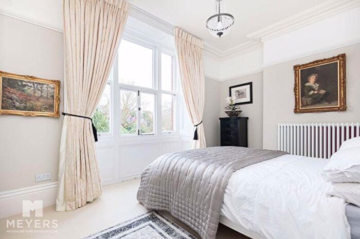 1 Bedroom Flat To Rent In Brinklea, Wimborne Road, Bournemouth, BH2