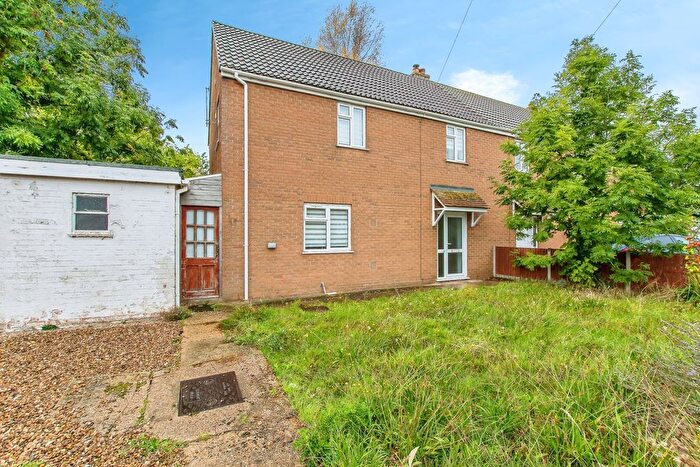 3 Bedroom Semi-detached House For Sale In Hawthorn Road, Old Leake, Boston, Lincolnshire, PE22