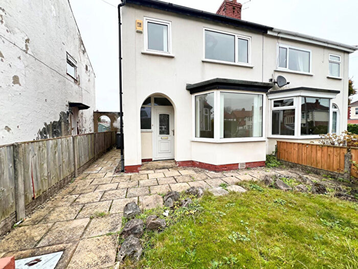 3 Bedroom Semi-Detached House To Rent In Oregon Avenue, Blackpool, FY3