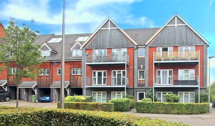 2 Bedroom Flat To Rent In Millward Drive, Bletchley, Buckinghamshire, MK2