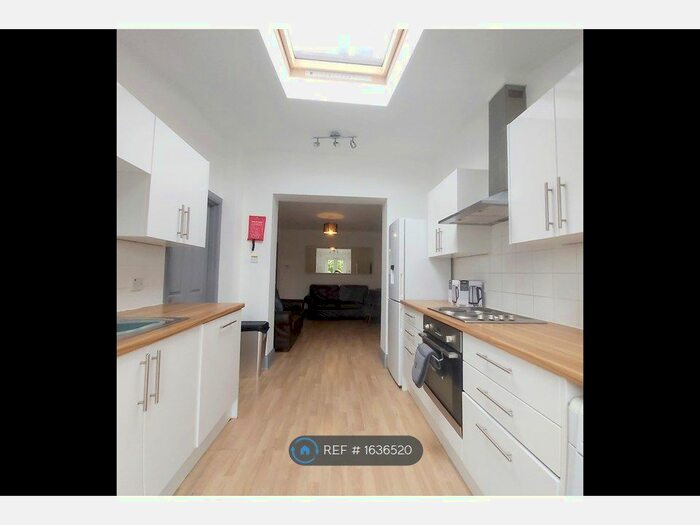 5 Bedroom Terraced House To Rent In Seventh Avenue, Bristol, BS7