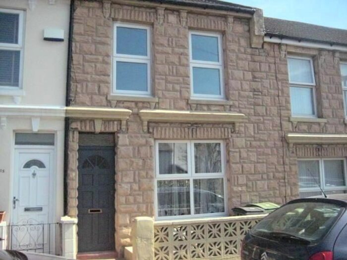 2 Bedroom Property To Rent In Winchelsea Road, Hastings, TN35