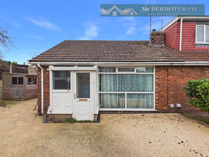 1 Bedroom Semi-Detached Bungalow For Sale In Ely Crescent, Failsworth, M35