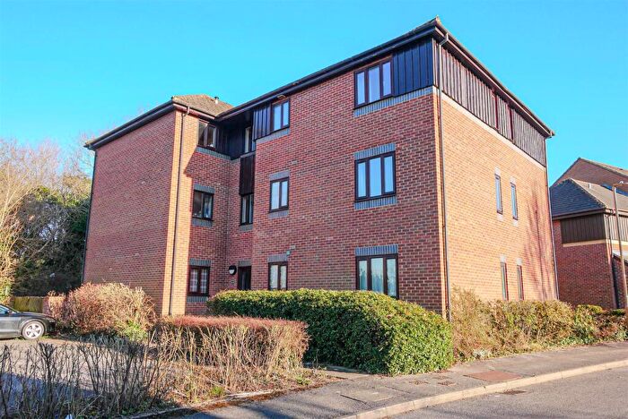 1 Bedroom Flat To Rent In Roebuck Court, Didcot, OX11