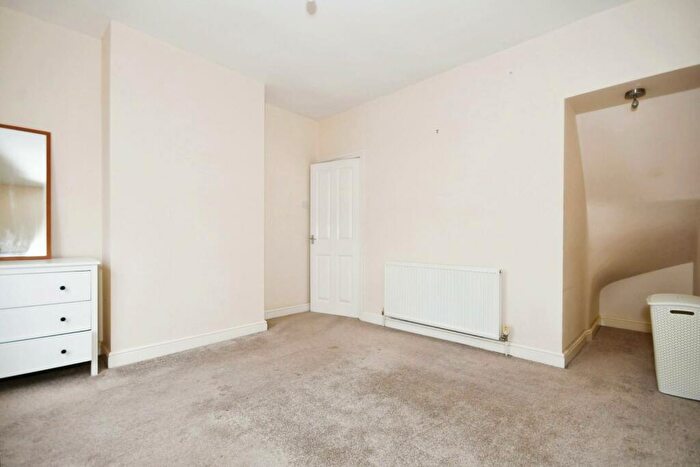 3 Bedroom Terraced House For Sale In Lonsdale Road, Walkley, S6