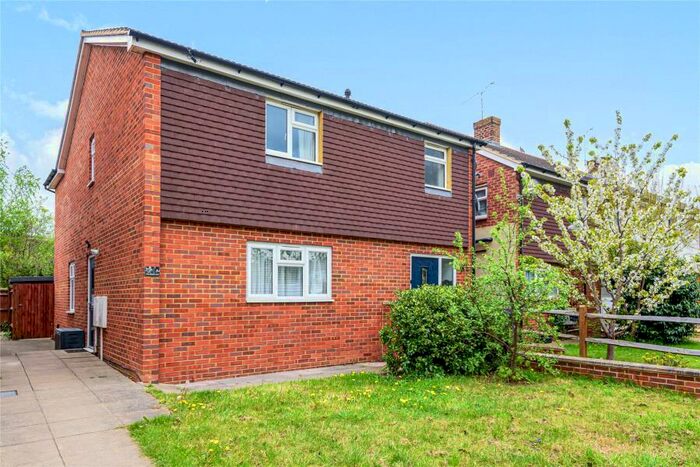 2 Bedroom Terraced House To Rent In Guildford, GU1