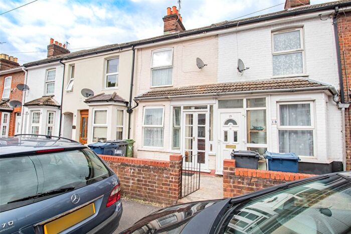 3 Bedroom Terraced House For Sale In Jubilee Road, High Wycombe, Buckinghamshire, HP11