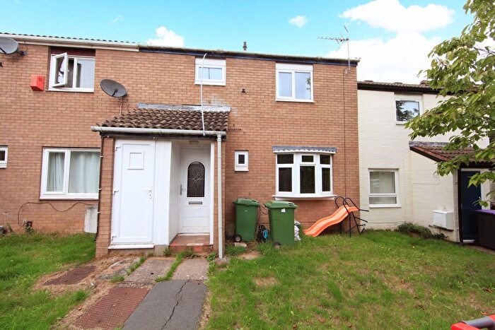 3 Bedroom Terraced House For Sale In Brandsfarm Way, Randlay, TF3