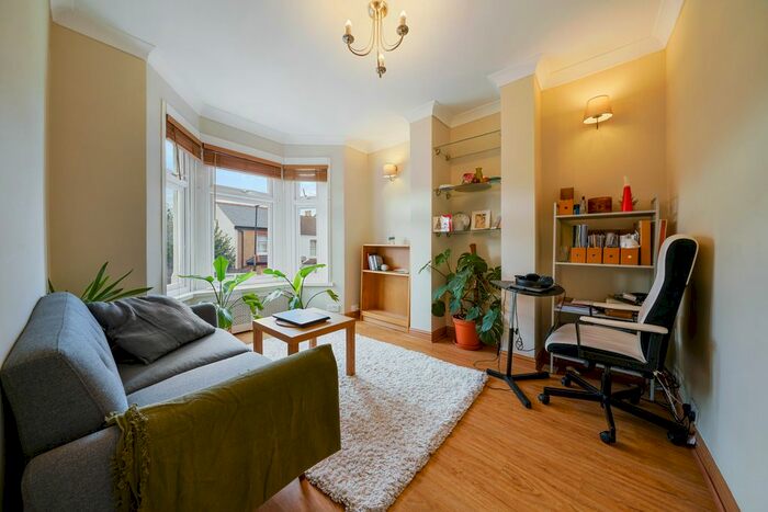2 Bedroom Terraced House To Rent In Sladedale Road, London, SE18