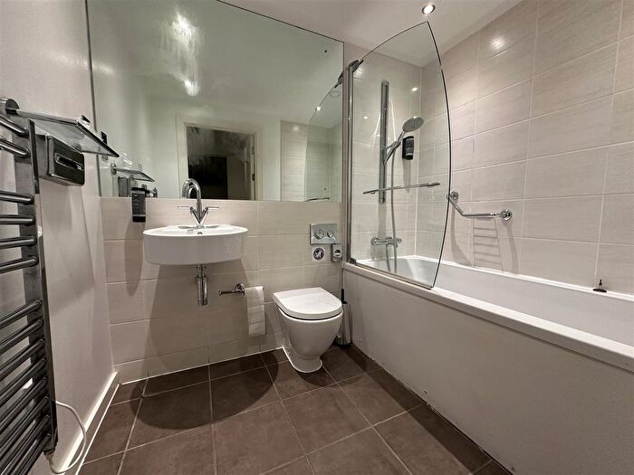 2 Bedroom Flat For Sale In Icon, Shudehill, Manchester, M4