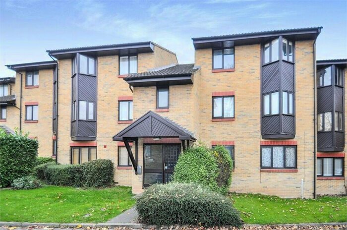 1 Bedroom Apartment To Rent In Perrin Place, Upper Bridge Road, Chelmsford, CM2